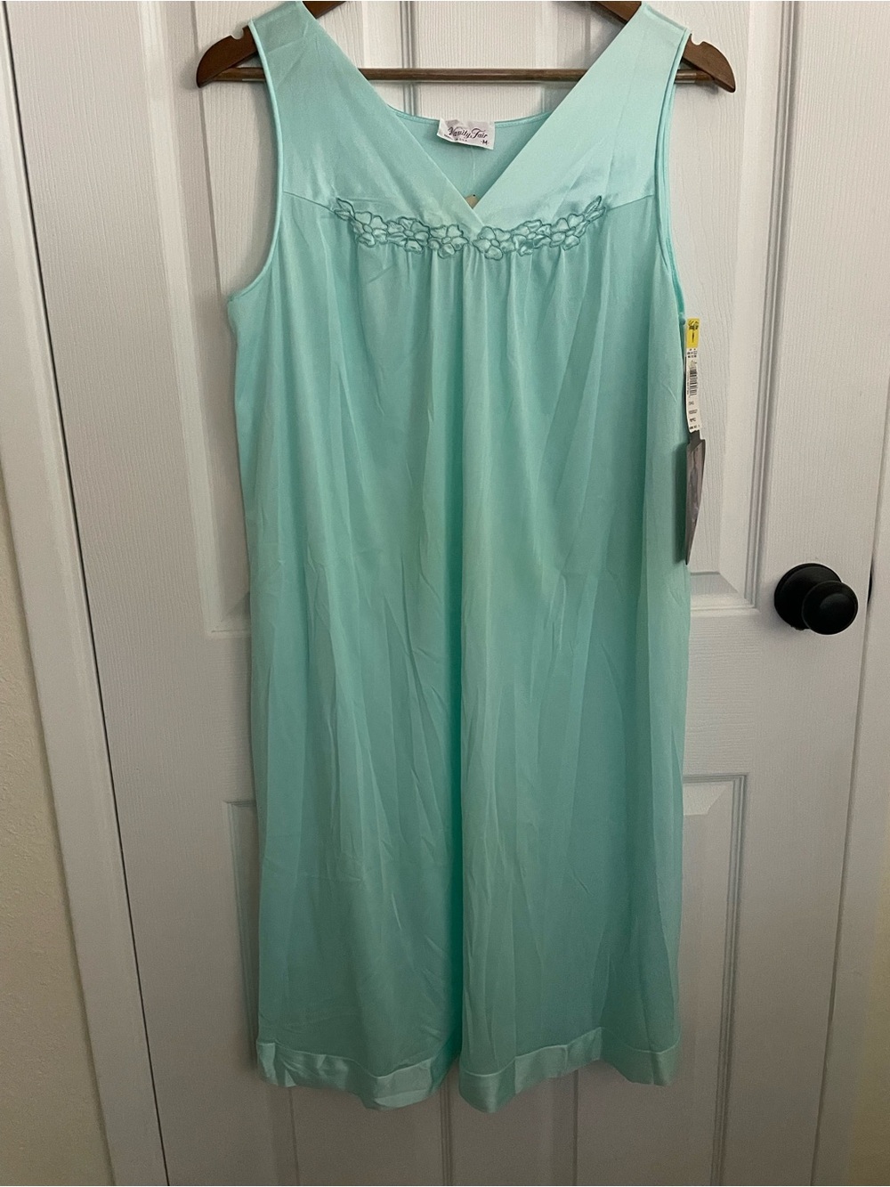 NWT Vintage Ethereal Cotragecore Embroidered Nightgown Slip Dress M Vanity Fair